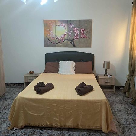 Silia'S Maisonette Marsaskala Eksteriør billede